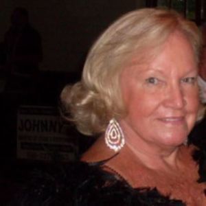 Meet your Posher, Dolores